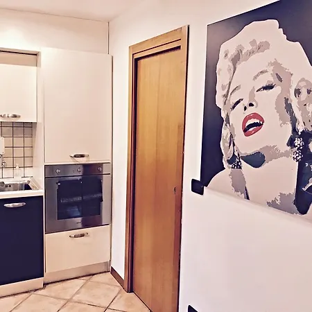 Olimpia Apartment *